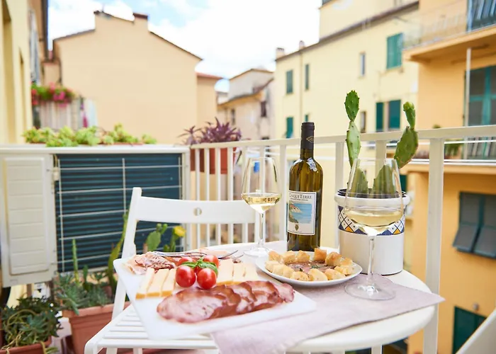 Cinque Terre Luxury Apartment La Spezia